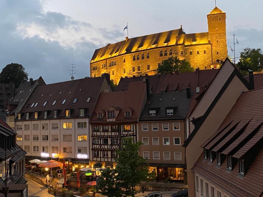 Einzigartige Penthauswohnung Apartment Nürnberg